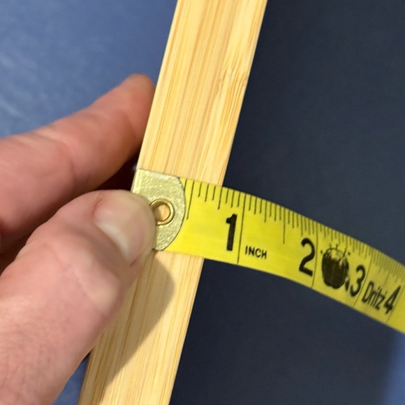 New Harry & David Bamboo Cutting Board - Picture 12 of 12